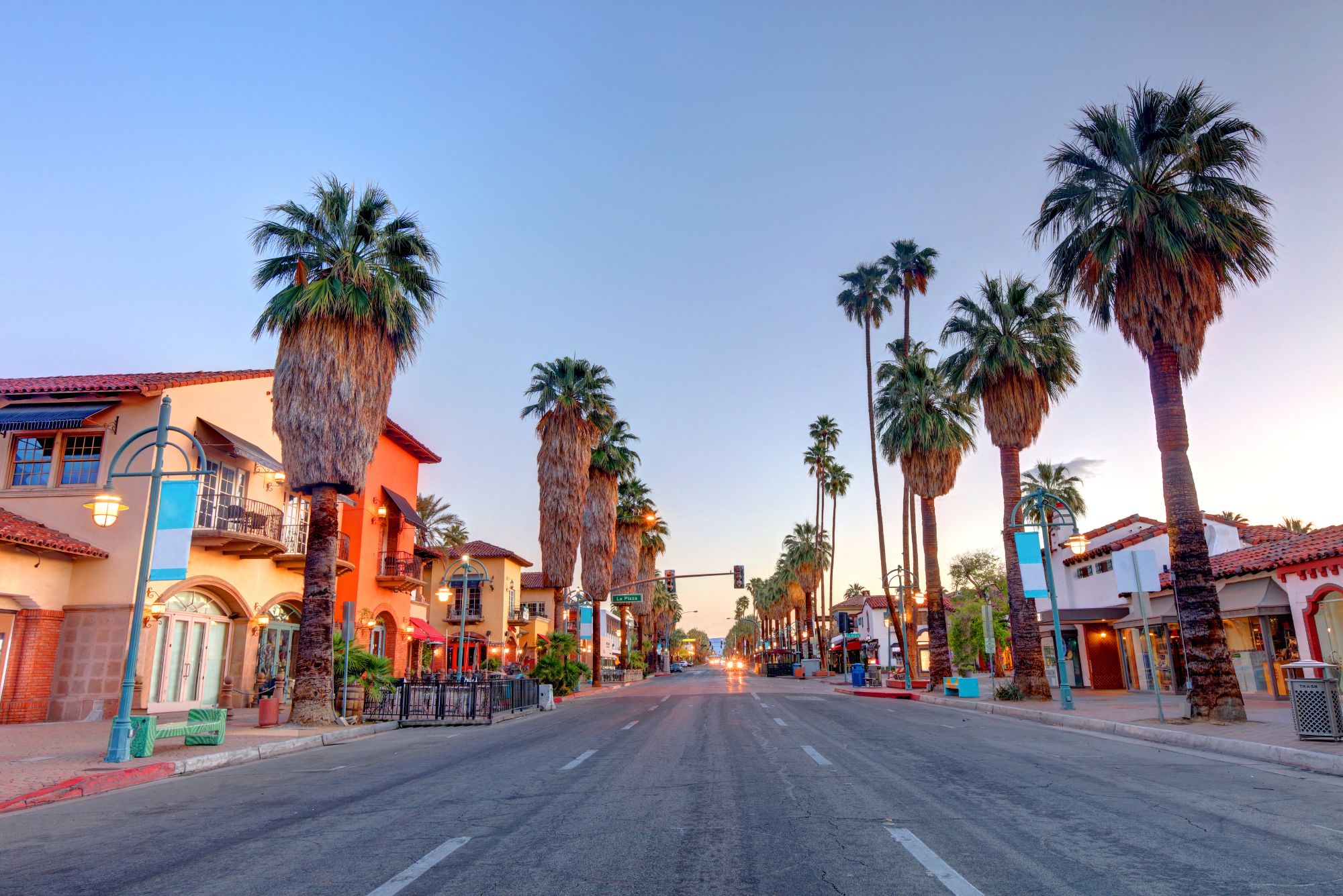 Best Hotels to Stay by Disneyland: Let’s Talk Options